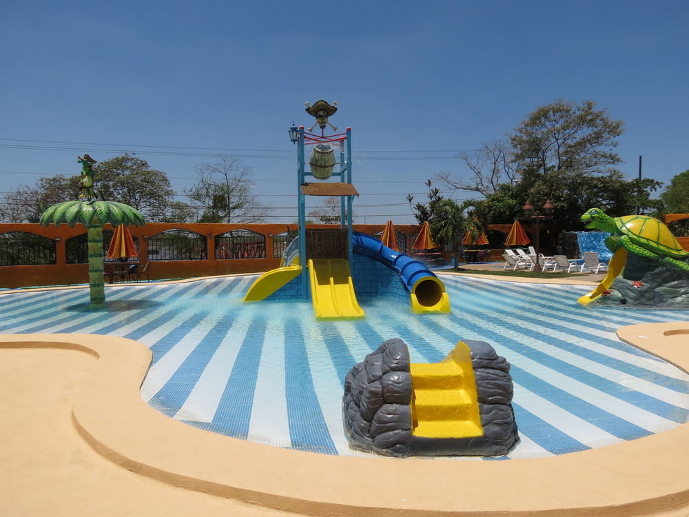 סנטיאגו Hotel La Hacienda מראה חיצוני תמונה