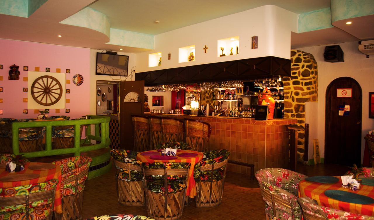 סנטיאגו Hotel La Hacienda מראה חיצוני תמונה