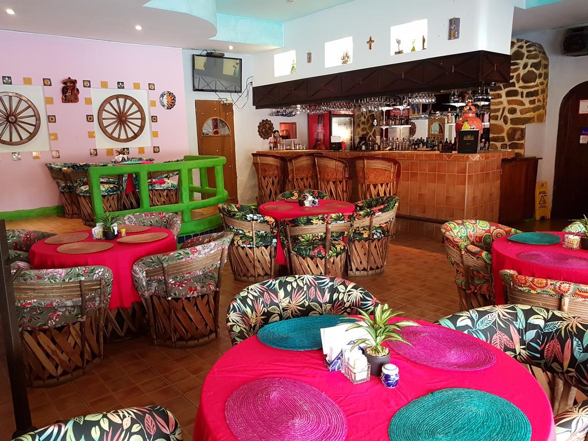 סנטיאגו Hotel La Hacienda מראה חיצוני תמונה